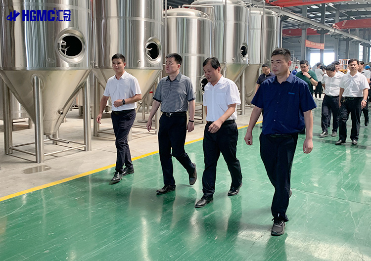 匯冠啤酒設(shè)備工廠